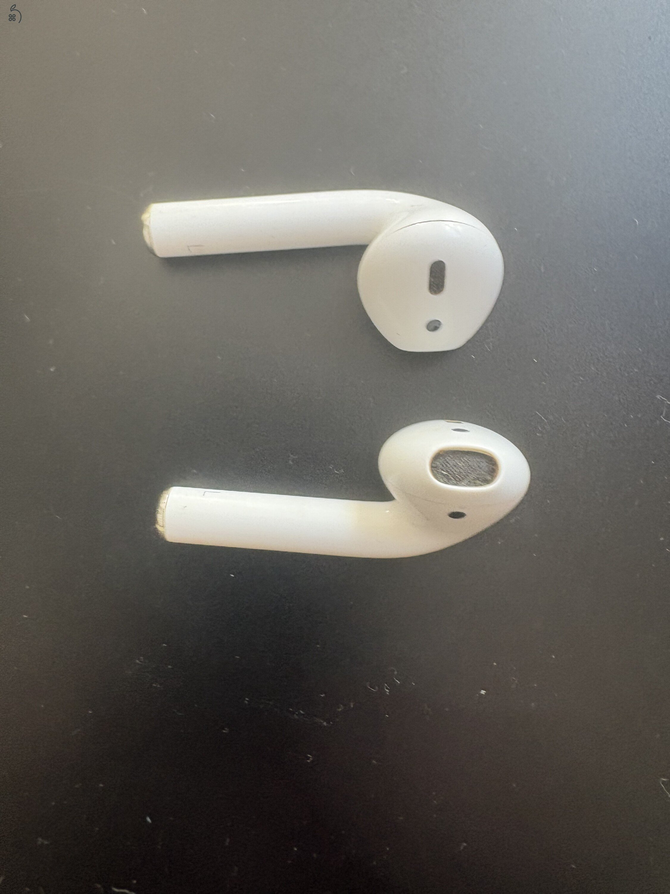 2 db AirPods BAL oldali csere JOBB oldalira