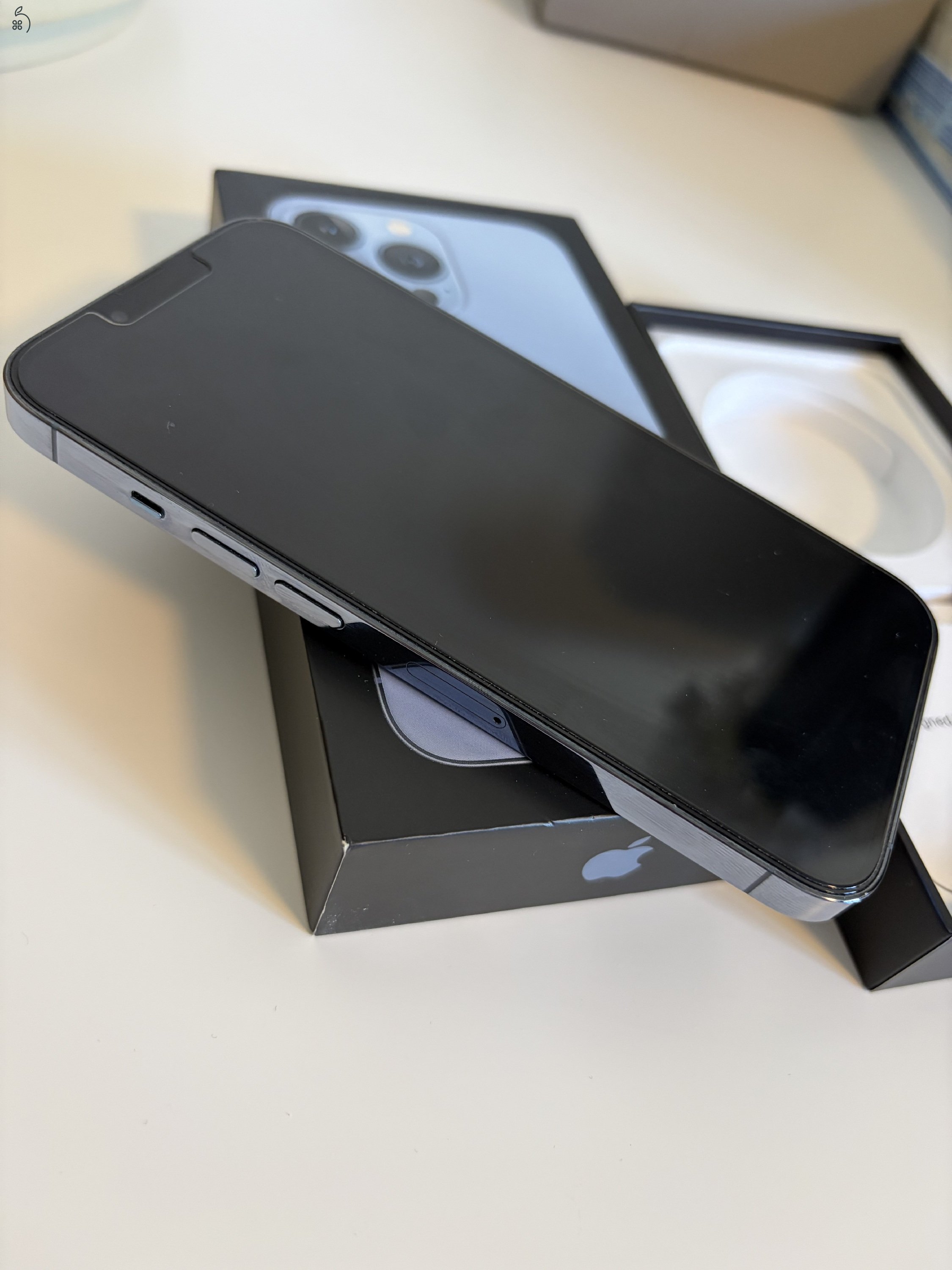 iPhone 13 Pro 128 GB – kék, független