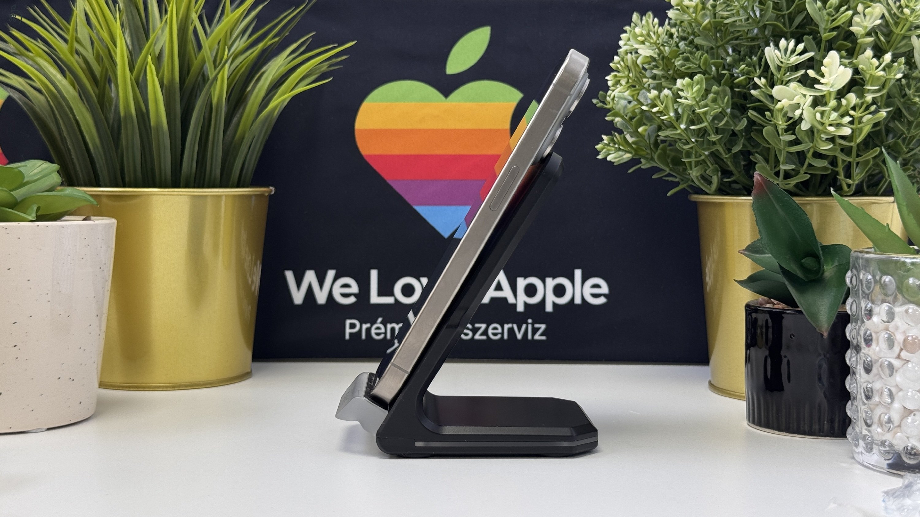 iPhone 15 Pro 256GB Natúr Titán, Független - Számla, 1ÉV Garancia