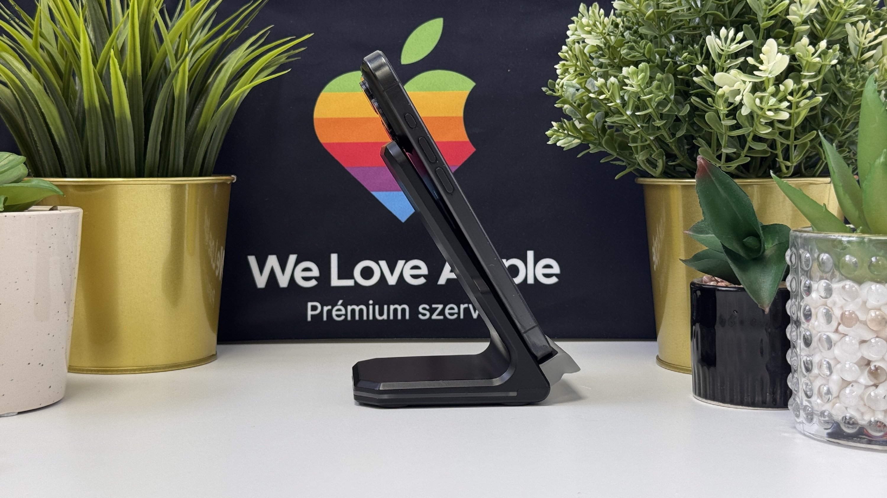 iPhone 15 Pro 512GB e-Sim, Fekete Titán, Független - Számla, 1ÉV Garancia