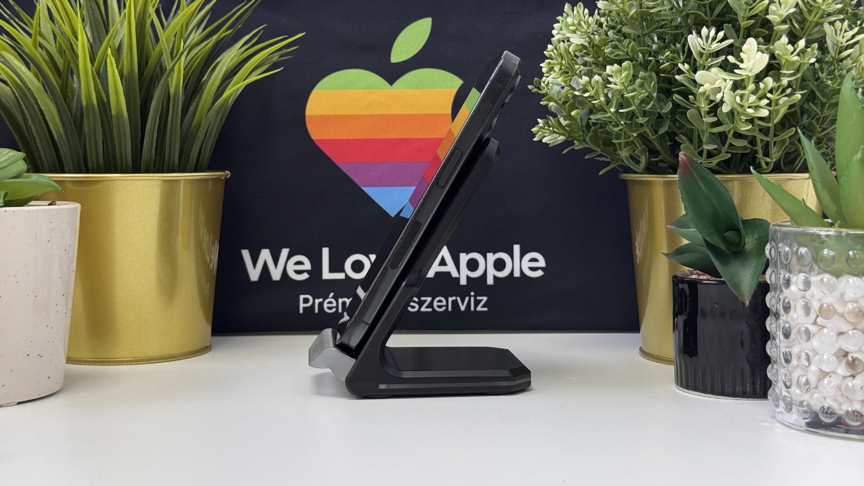 iPhone 15 Pro 512GB e-Sim, Fekete Titán, Független - Számla, 1ÉV Garancia