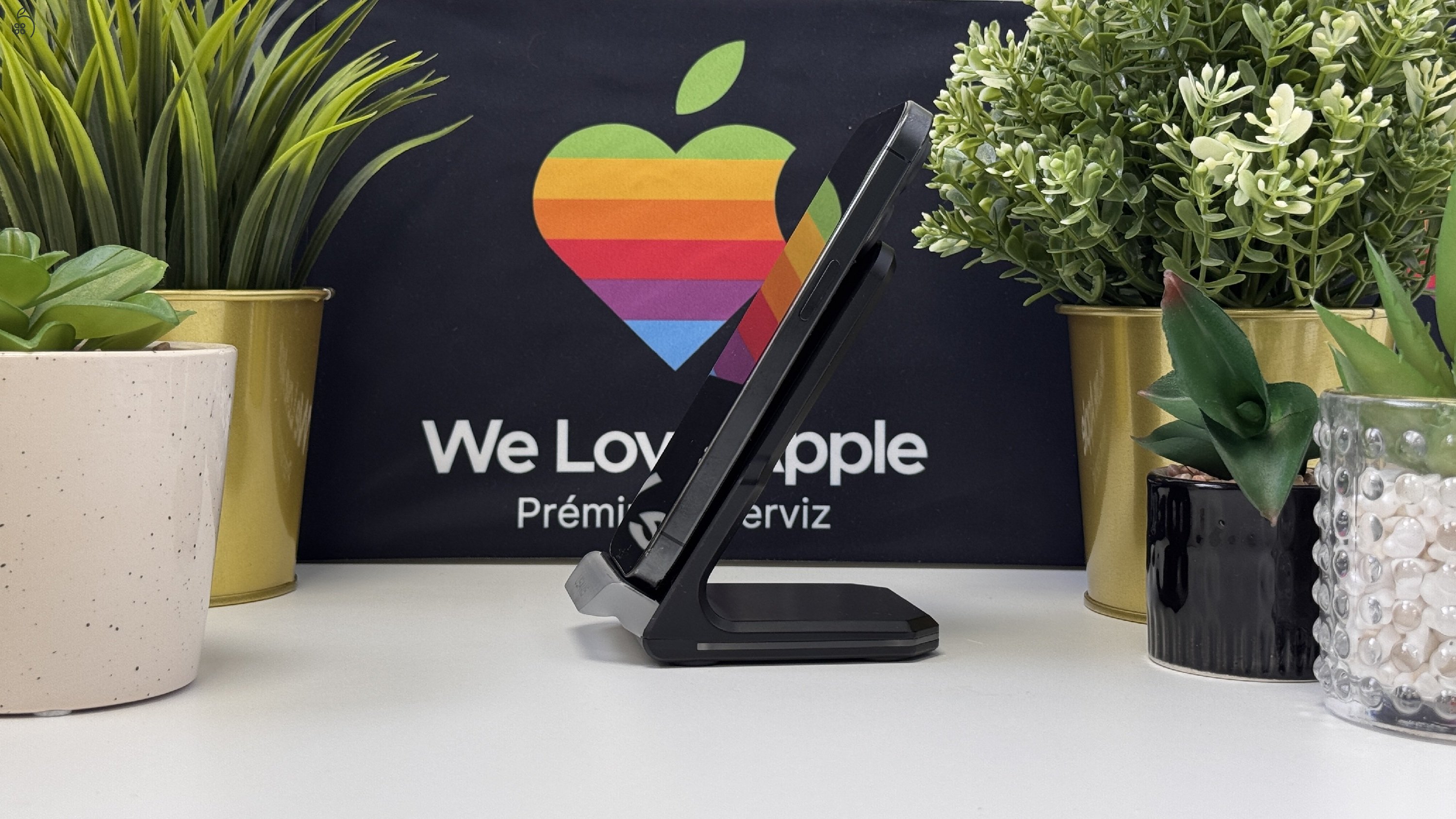 iPhone 15 Pro 128GB Fekete Titán, Független - Számla, 1ÉV Garancia