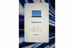 MacBook Air 13 M3 8/256 