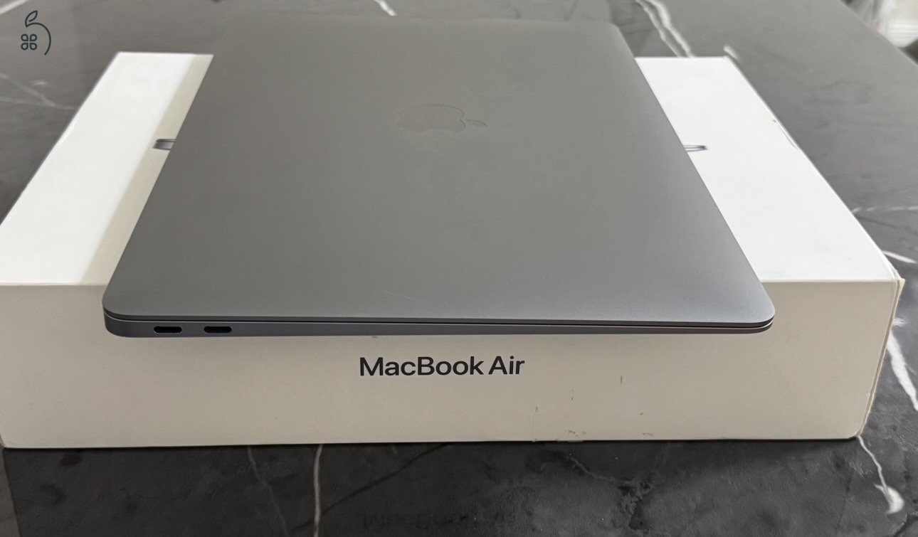 MacBook Air 13” (2020) Space Gray