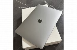 MacBook Air 13” (2020) Space Gray