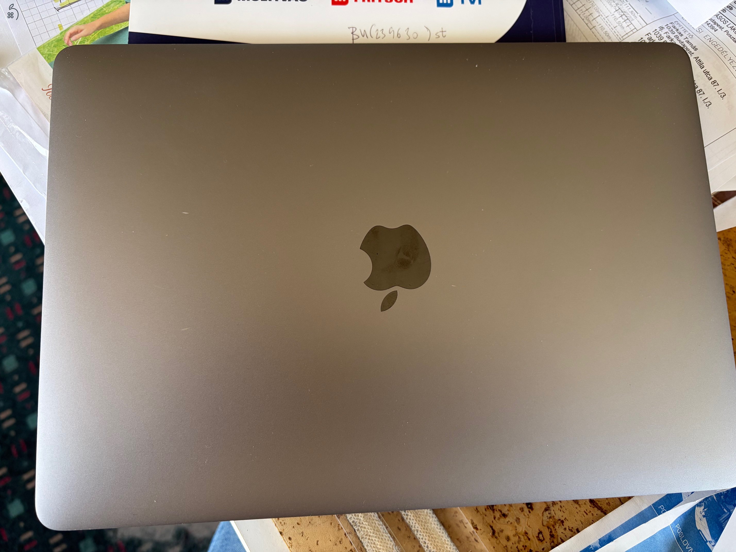 MacBook Pro 13 hüvelykes, 2018, 