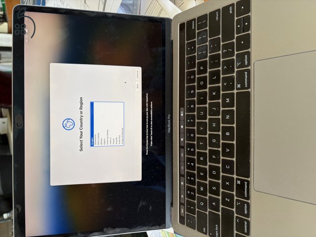 MacBook Pro 13 hüvelykes, 2018, 