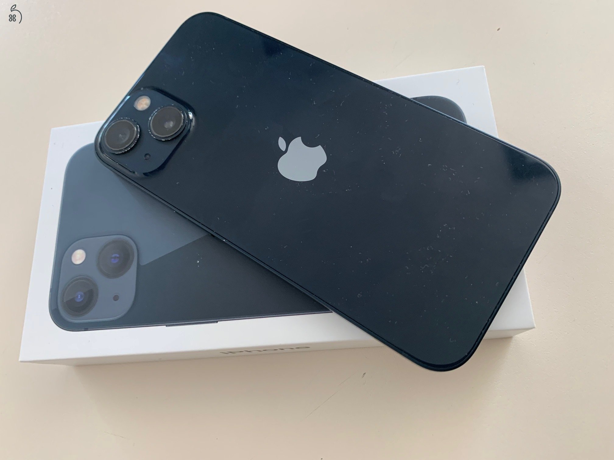 Apple iPhone 13 256GB Midnight (80%-os akku)