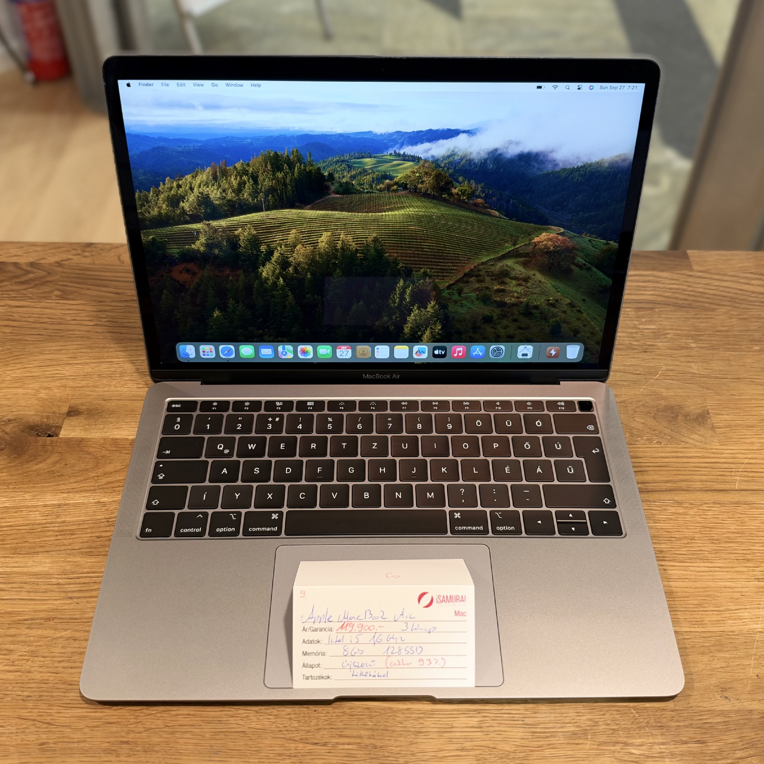 Apple MacBook Air – 2018 – 8GB – 128 SSD - Akku 93% (9.)