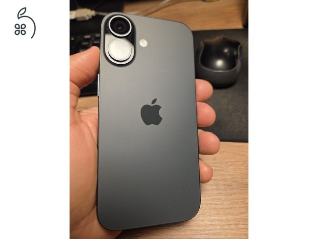 iPhone 17 256 - néhány hetet használt
