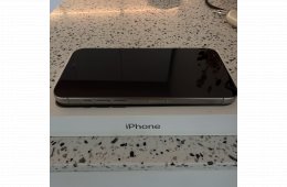 iPhone 15 Pro Max 256 GB natural titanium – hibátlan állapot, dobozzal, eredeti tartozékokkal