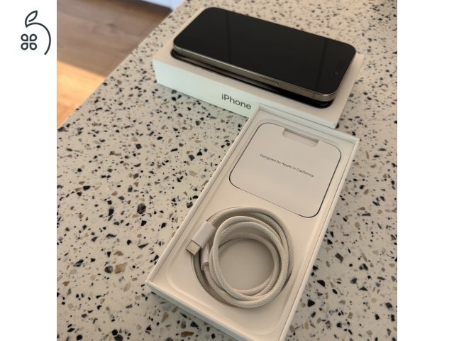 iPhone 15 Pro Max 256 GB natural titanium – hibátlan állapot, dobozzal, eredeti tartozékokkal