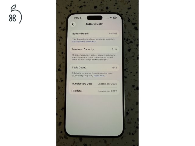 iPhone 15 Pro Max 256 GB natural titanium – hibátlan állapot, dobozzal, eredeti tartozékokkal