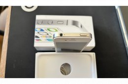 iPhone 4s 8GB Fehér – Gyűjtői állapot, minden gyári tartozékkal!
