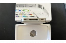 iPhone 4s 8GB Fehér – Gyűjtői állapot, minden gyári tartozékkal!