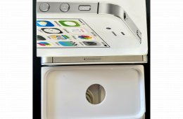 iPhone 4s 8GB Fehér – Gyűjtői állapot, minden gyári tartozékkal!