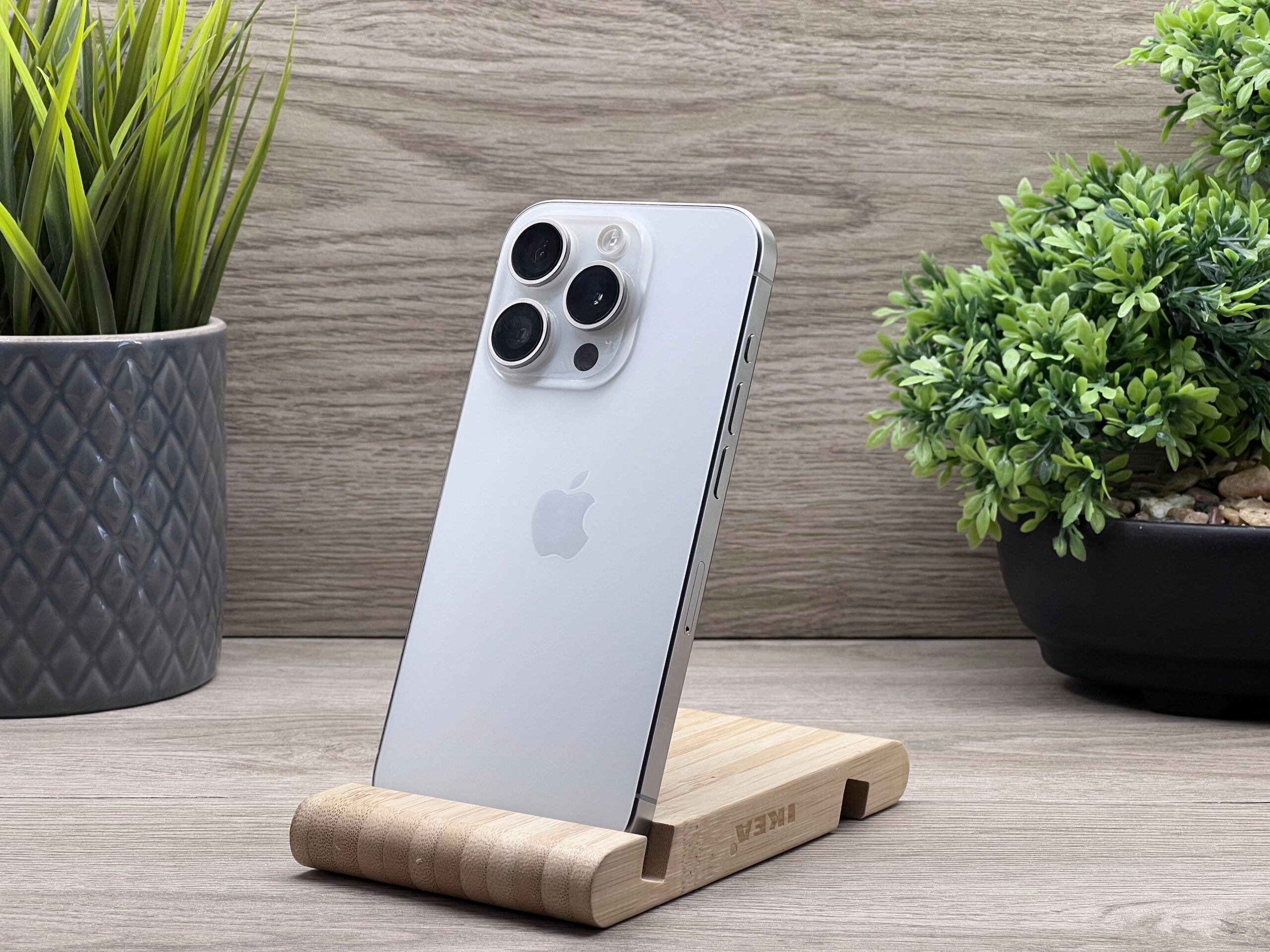 Hibátlan iPhone 15 Pro White Titanium 128GB 2 ÉV Garanciával 100%