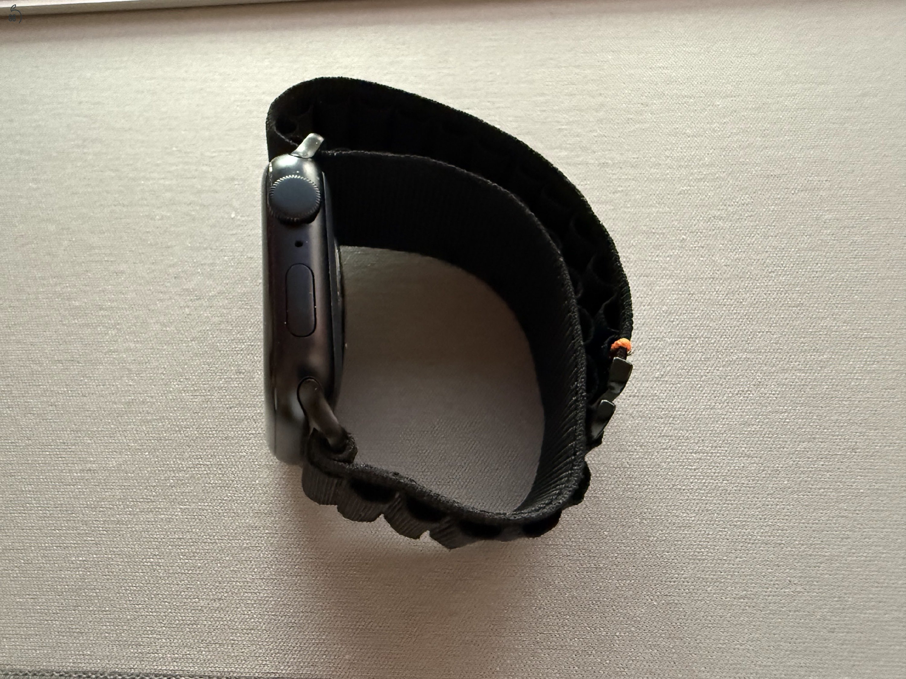 Apple Watch SE3 fekete