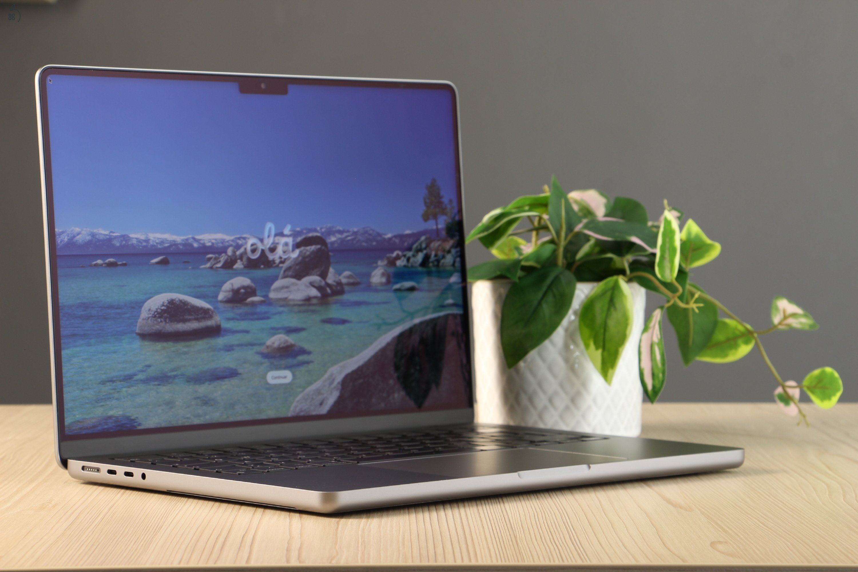 Apple Macbook Pro 14