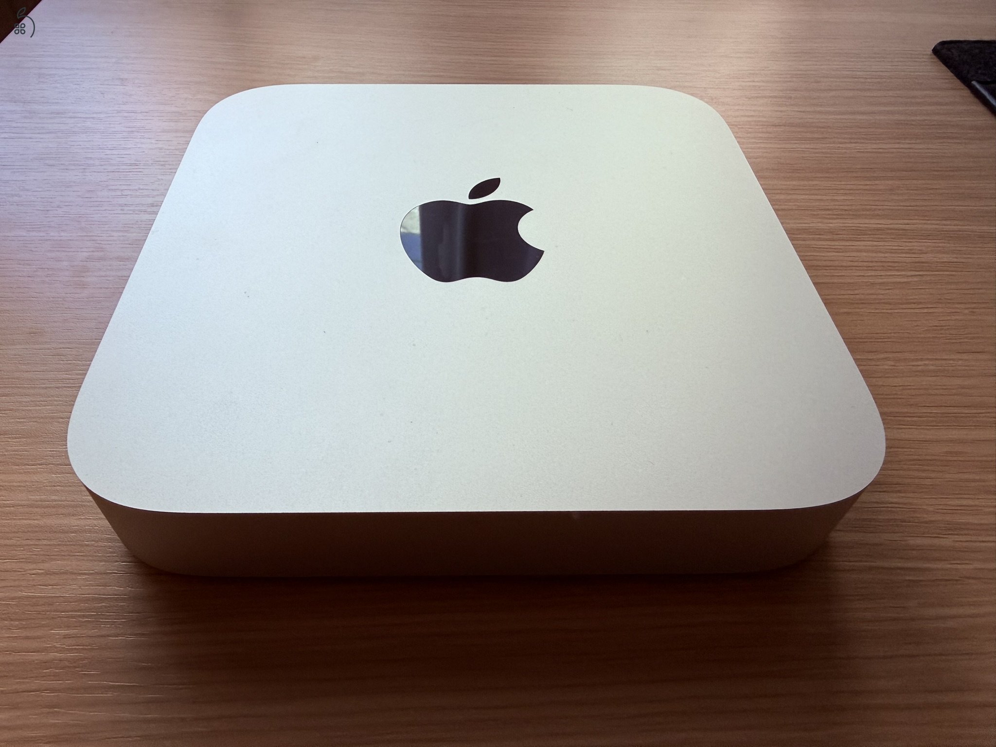 MacMini A2686 M2 16GB RAM / 512GB SSD - hibátlan, dobozos