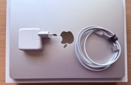 Apple MacBook Air 13,6