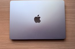 Apple MacBook Air 13,6