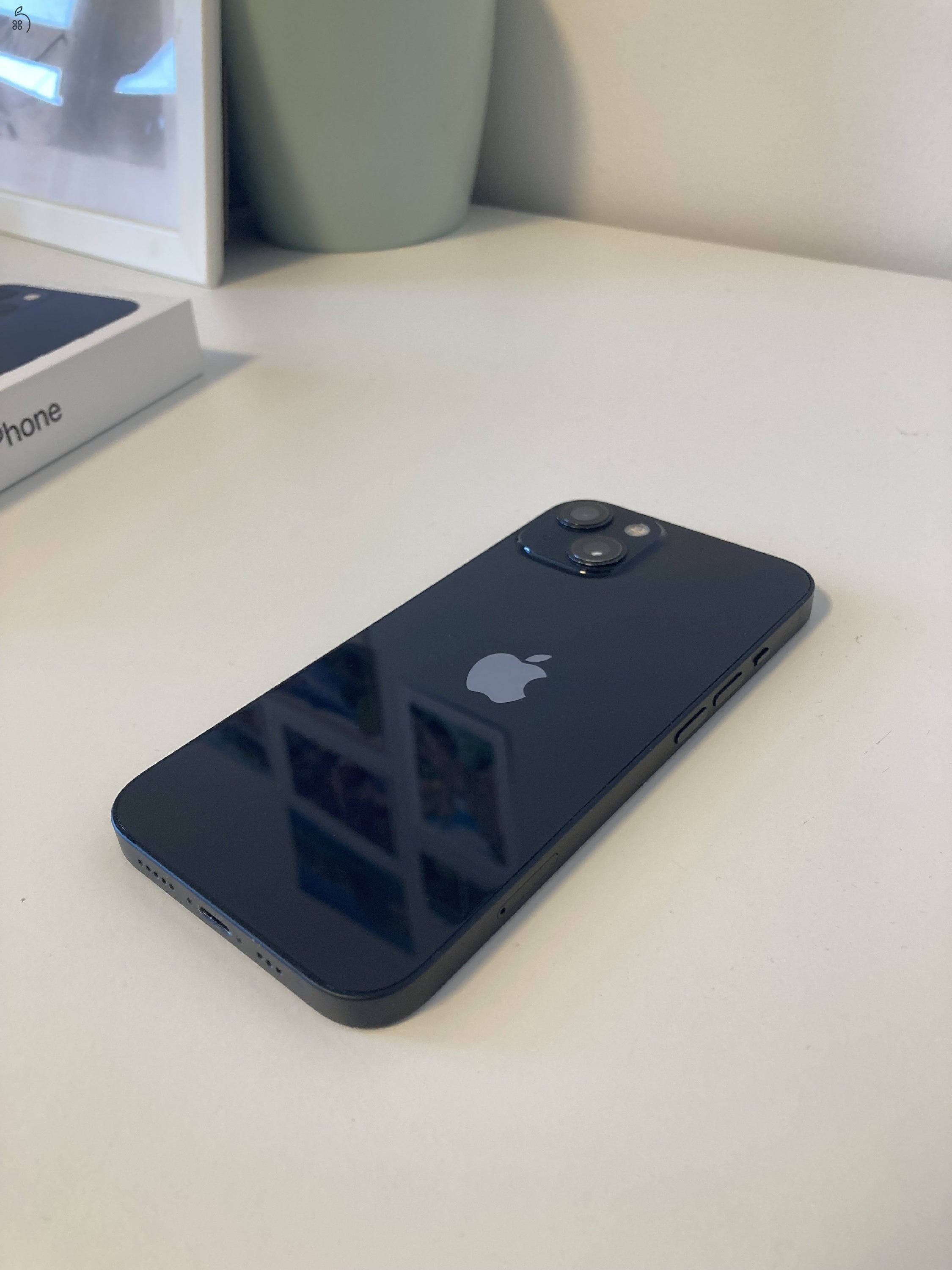 iPhone 13 (fekete - 128GB)