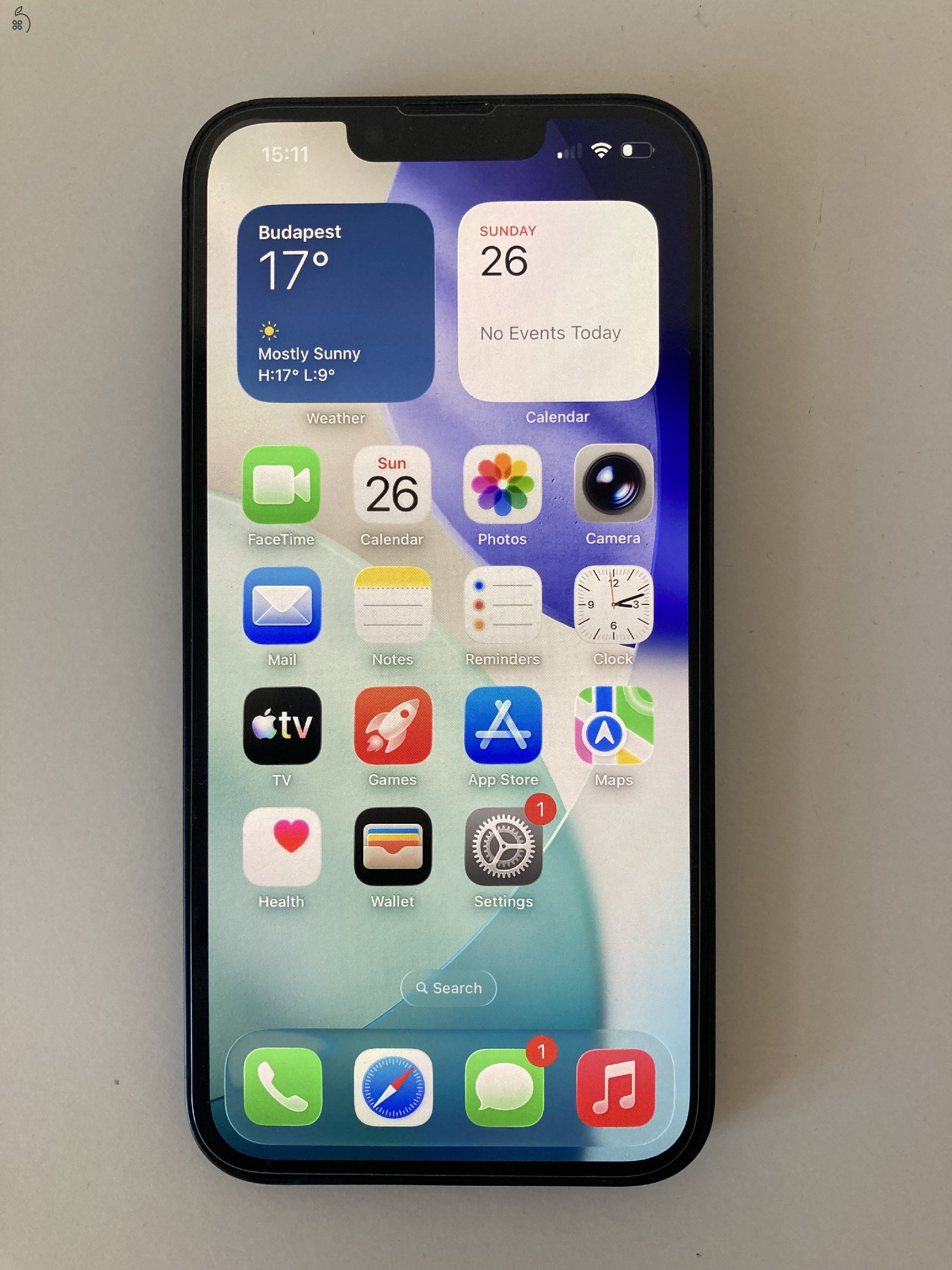 iPhone 13 (fekete - 128GB)