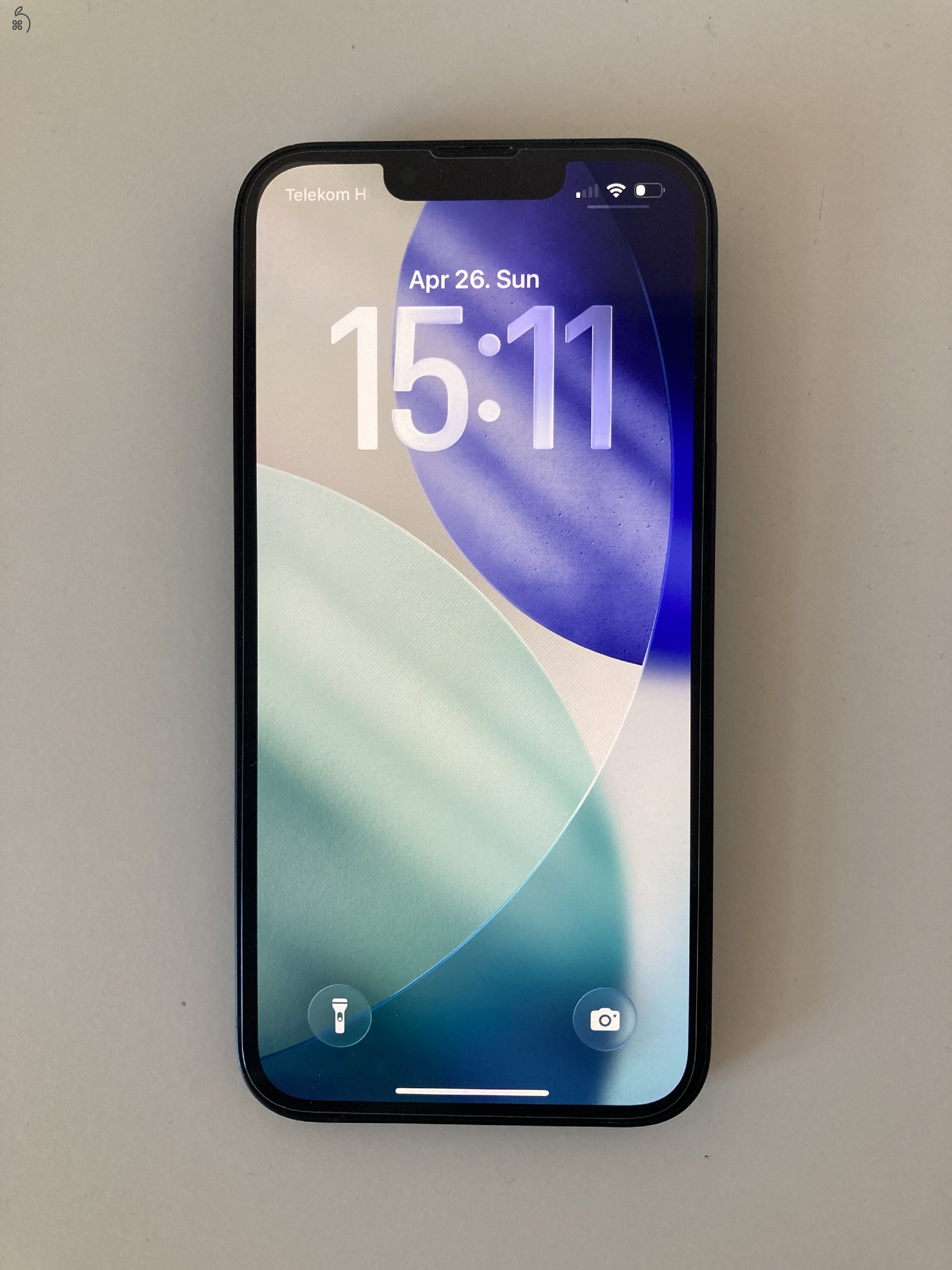 iPhone 13 (fekete - 128GB)