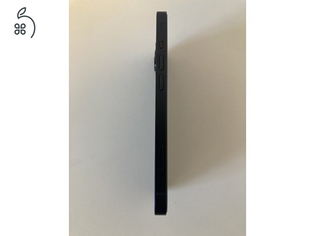 iPhone 13 (fekete - 128GB)
