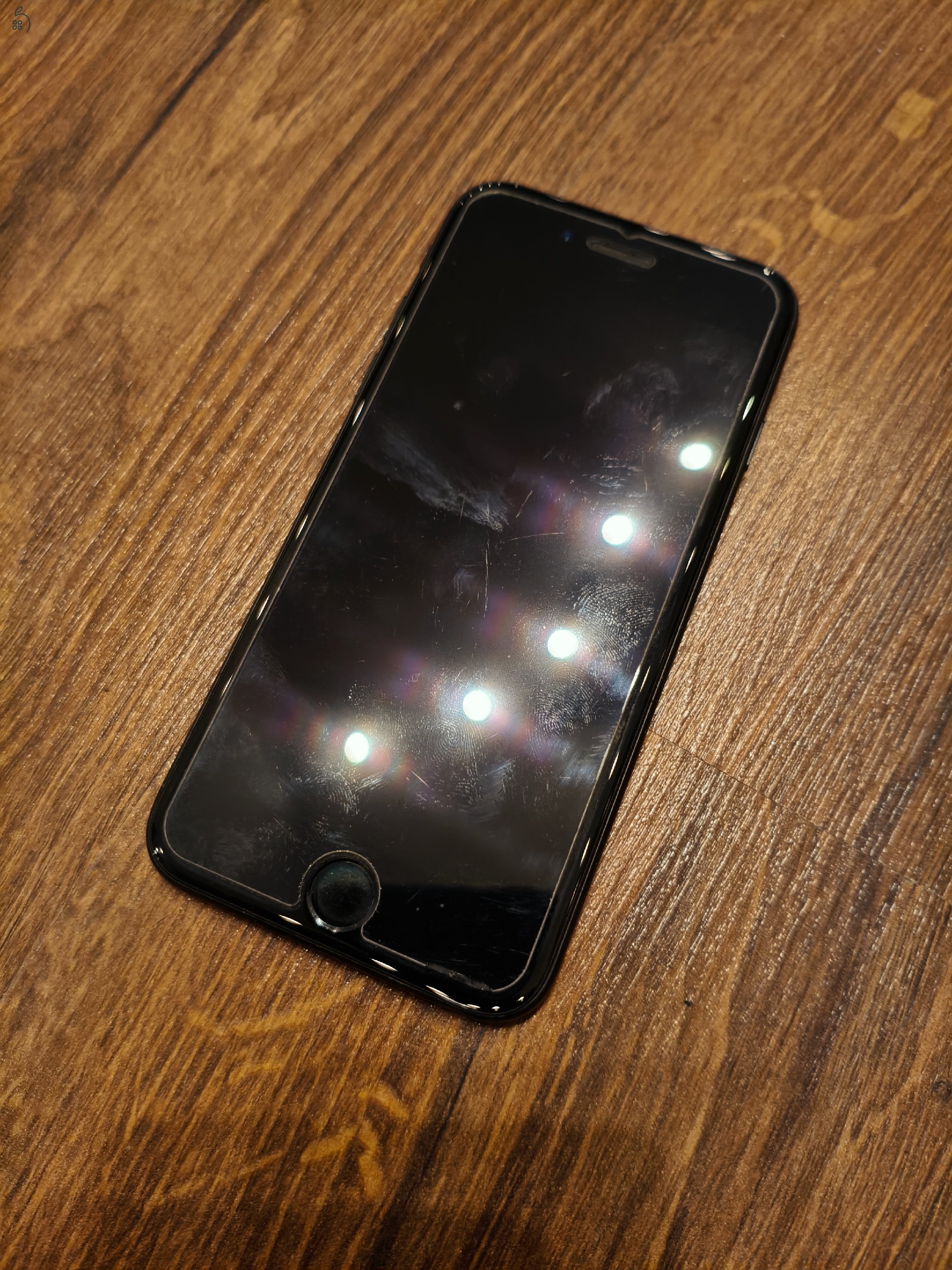 IPHONE 7 32GB JÓ ÁLLAPOT