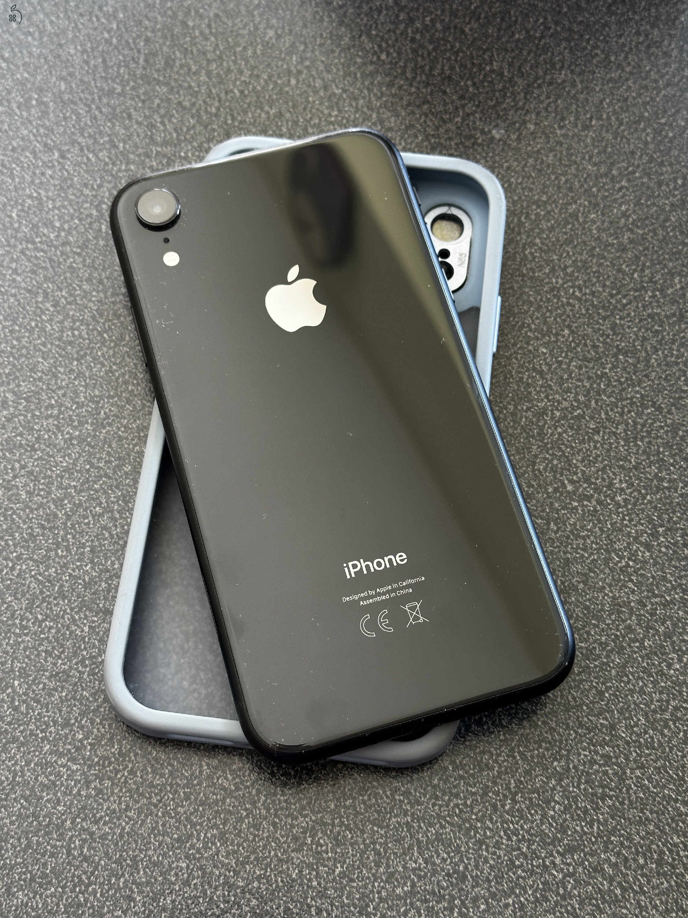 iPhone XR 128GB 100% Akku (kártyafüggetlen)