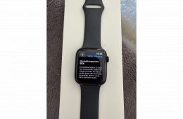 Apple Watch SE 2 – 44mm GPS + Cellular – 98% akku – szép állapot
