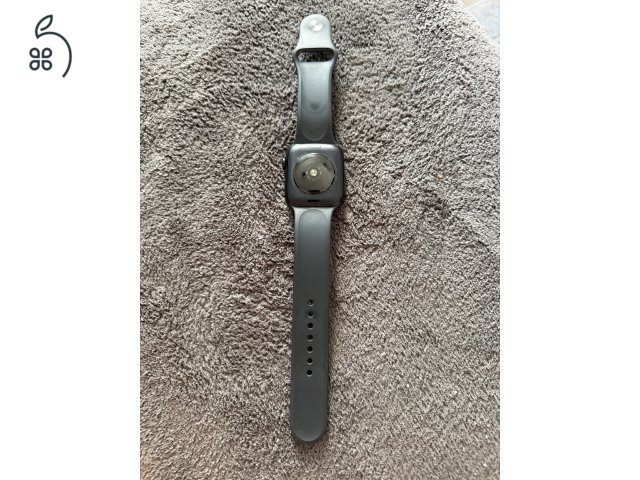 Apple Watch SE 2 – 44mm GPS + Cellular – 98% akku – szép állapot