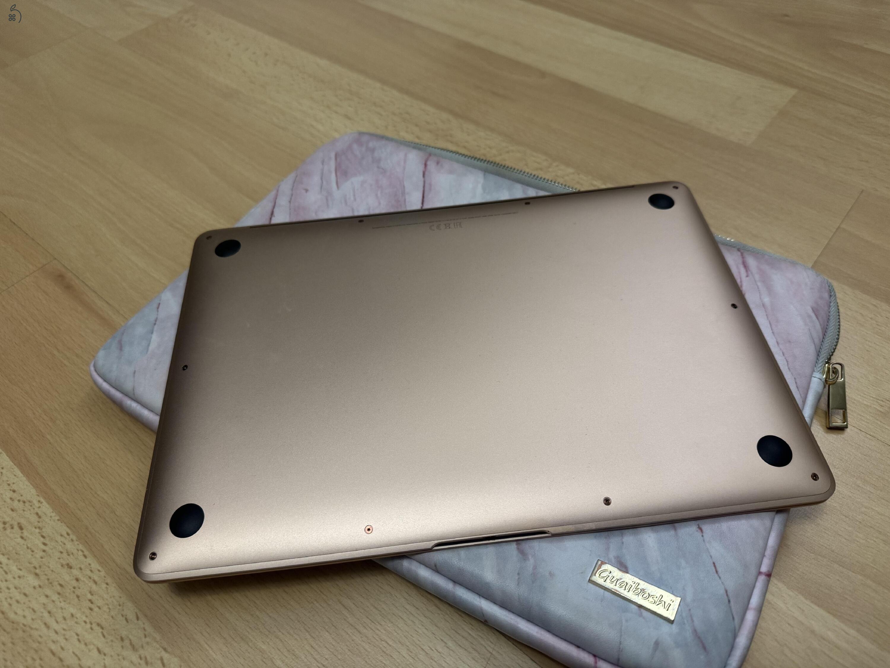 MacBook Air M1 Gold 256GB