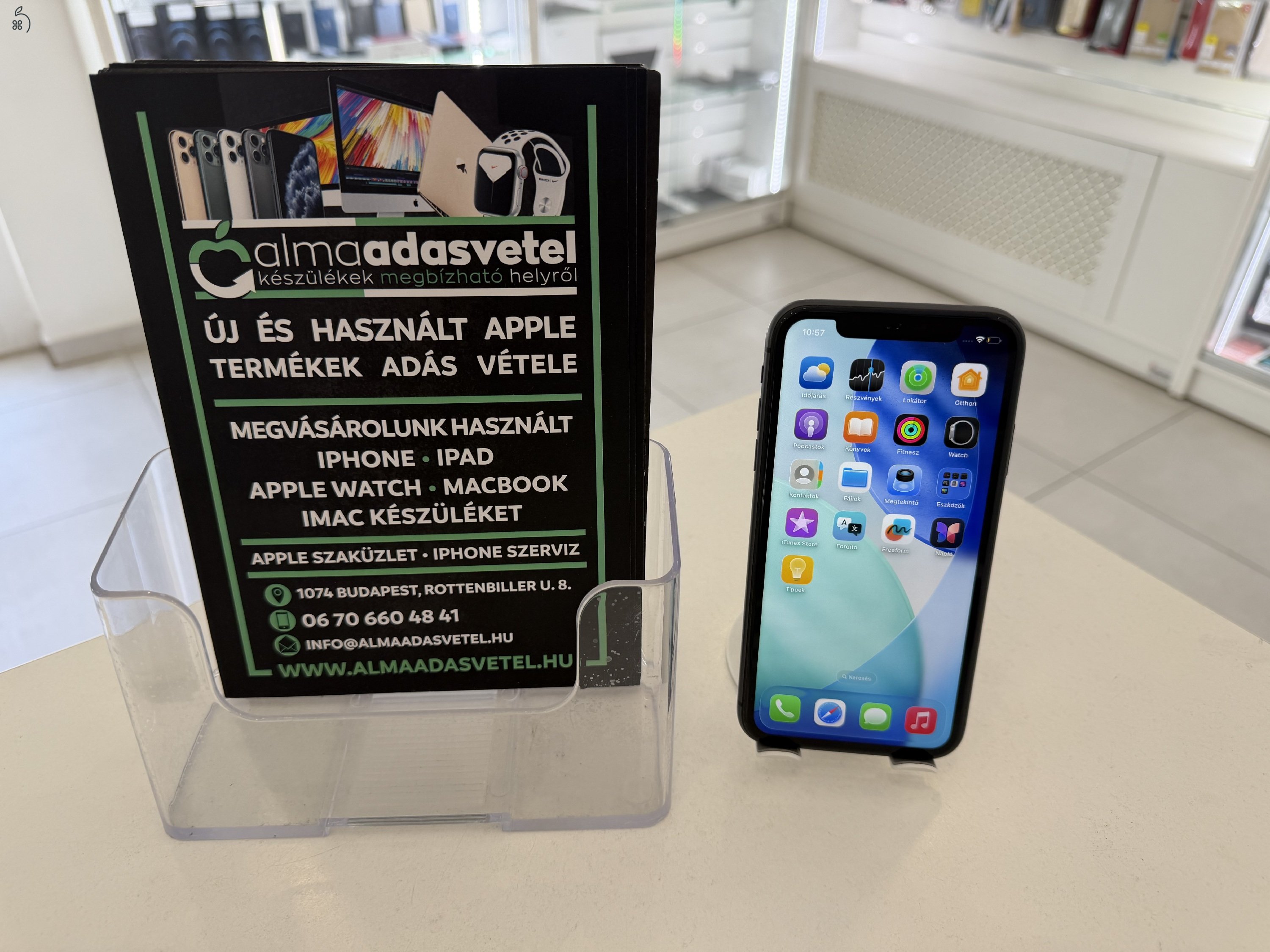 iPhone 11 64GB Független Használt/1 hónap gar./Akku 100%/p4875