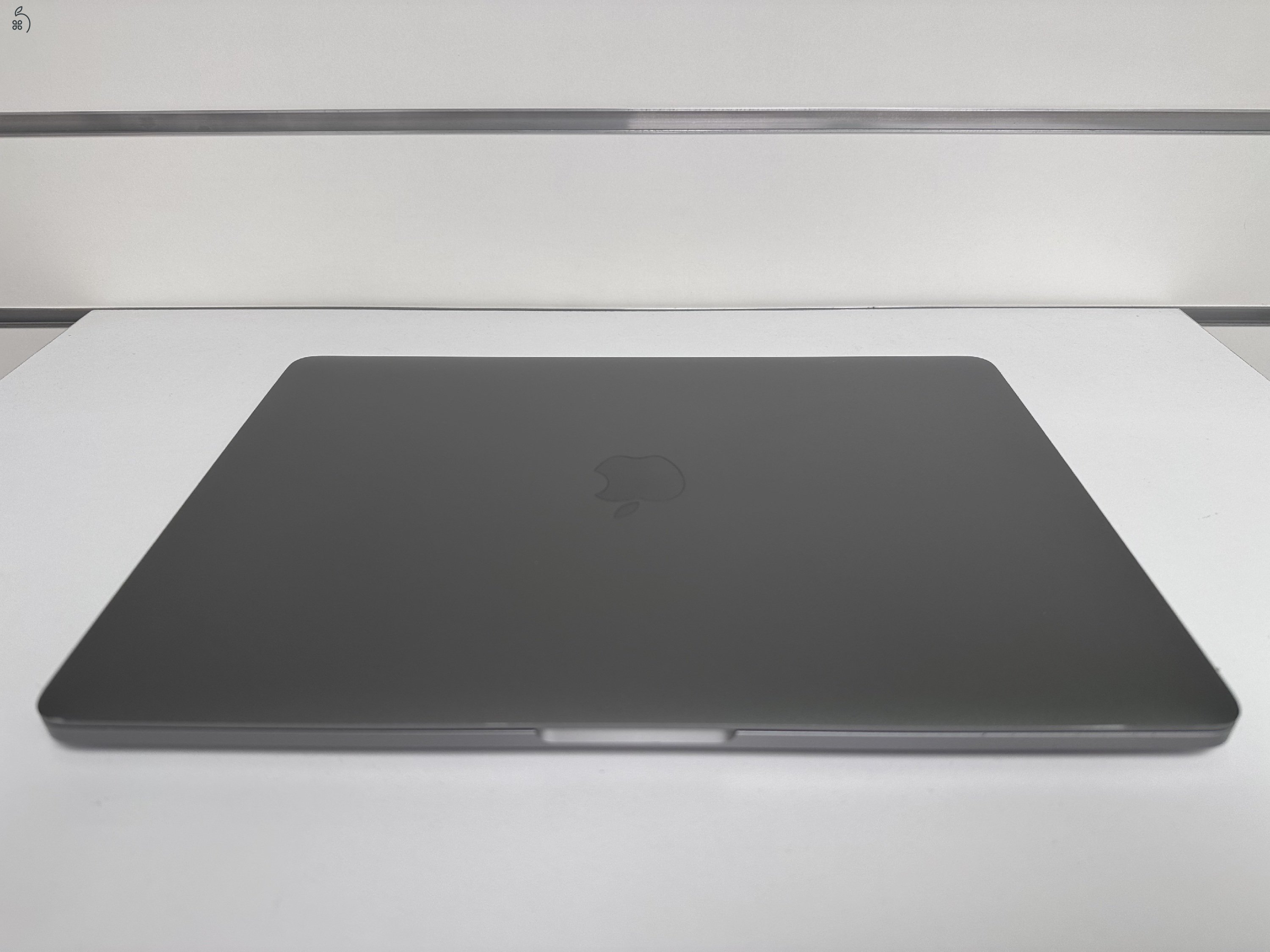 Üzletből, garanciával, Macbook Pro Retina 13