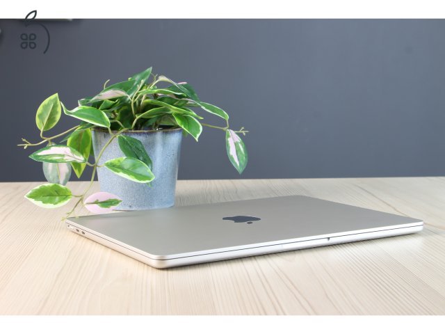  Apple Macbook Air 13