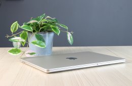 Apple Macbook Air 13