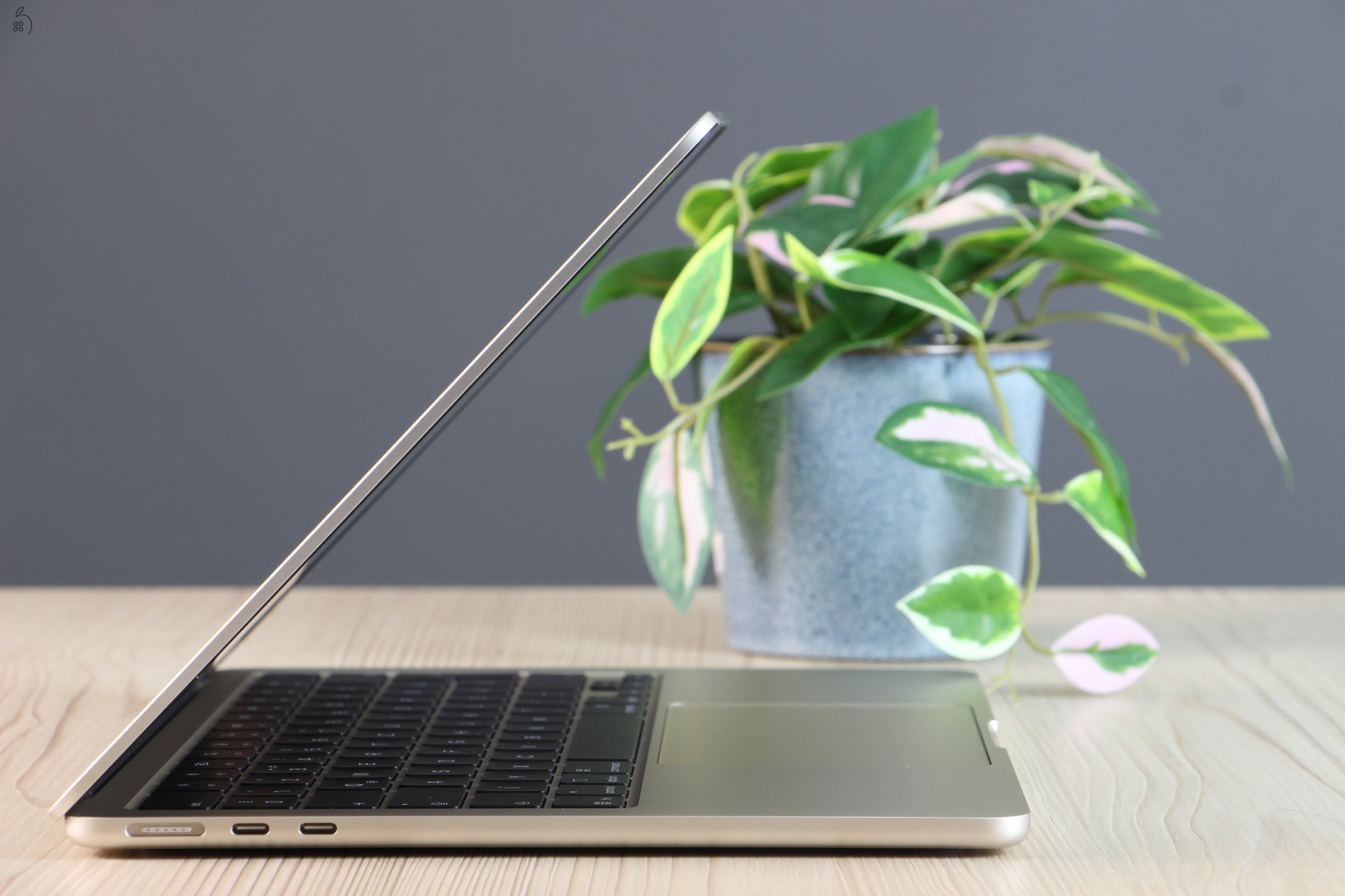  Apple Macbook Air 13
