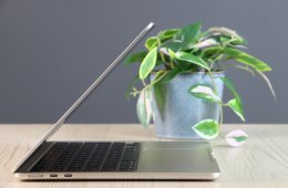  Apple Macbook Air 13