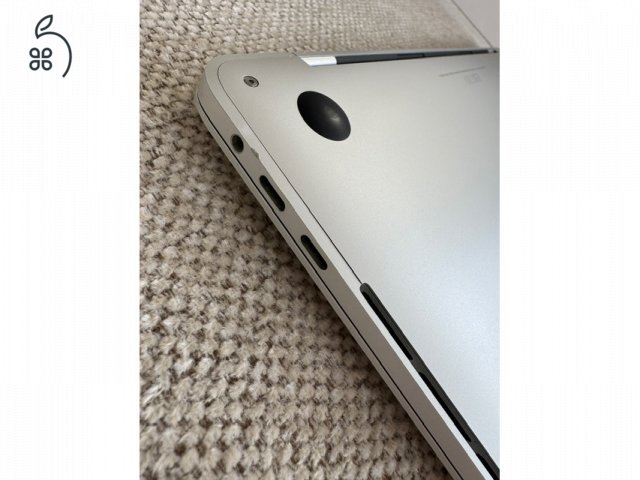 Apple MacBook Pro 13