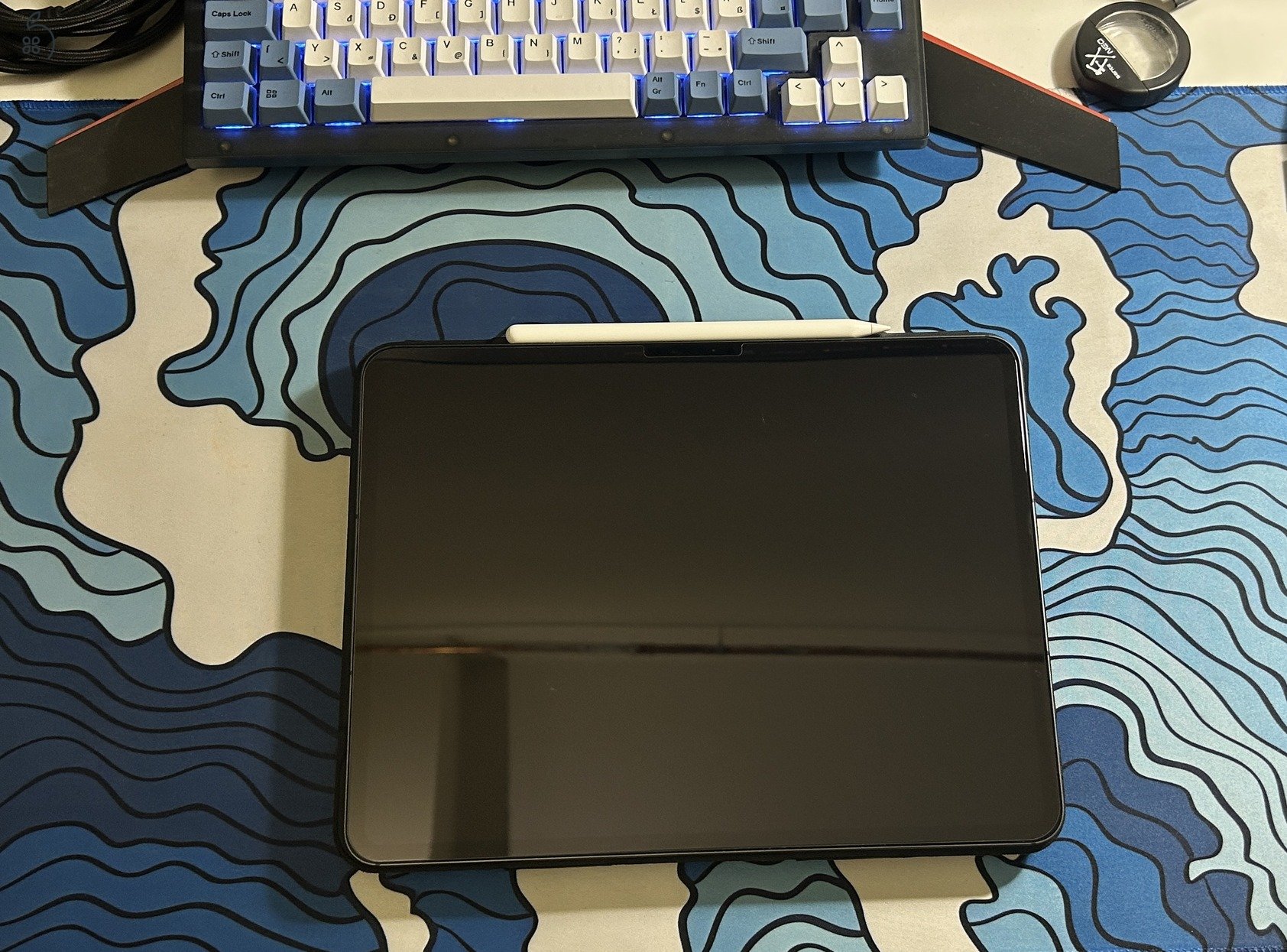 iPad Pro M4 13 Cellular 256GB + Magyar Magic Keyboard + Apple Pencil Pro