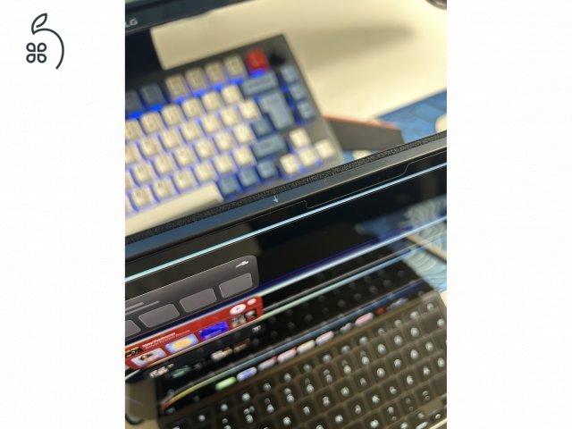 iPad Pro M4 13 Cellular 256GB + Magyar Magic Keyboard + Apple Pencil Pro