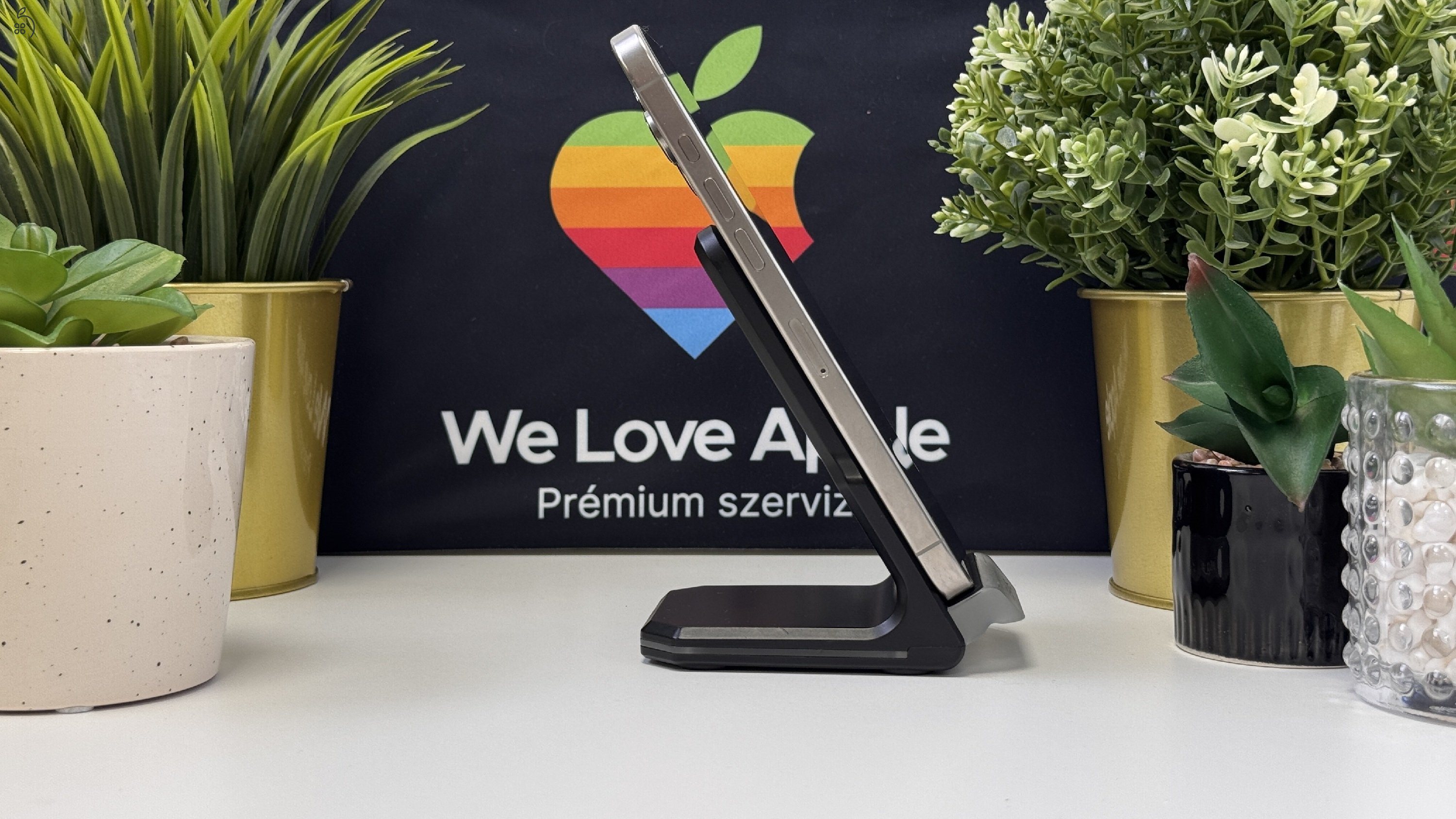 iPhone 16 Pro Max 512GB Natúr Titán, Független - Számla, 1ÉV Garancia