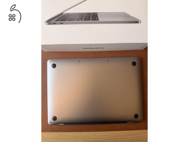 MacBook Pro 13-inch 2018 MBP13.3/2.3GHz/8GB/128GB/HCZ/INT szép állapotú, elhúzható kameravédővel