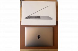 MacBook Pro 13-inch 2018 MBP13.3/2.3GHz/8GB/128GB/HCZ/INT szép állapotú, elhúzható kameravédővel