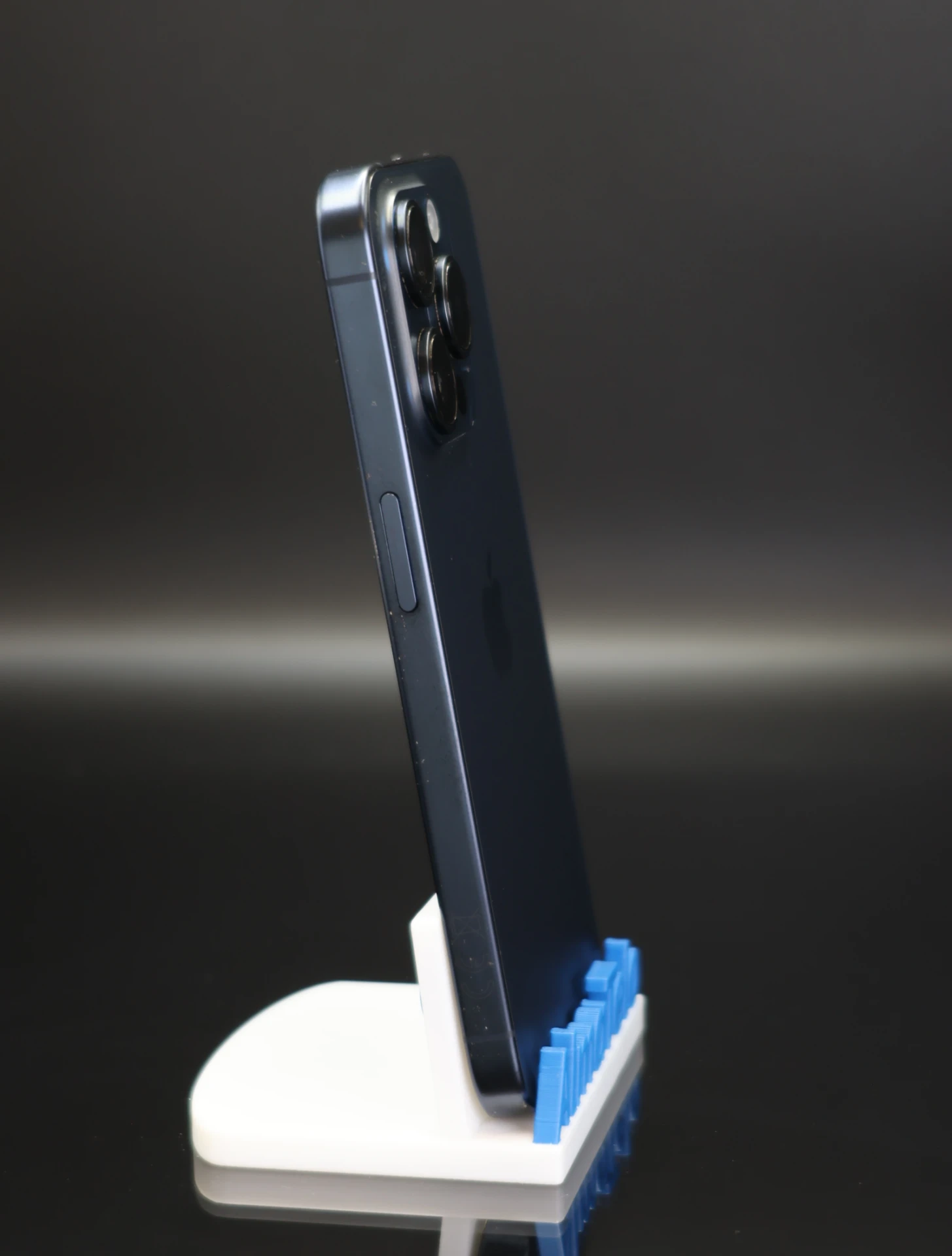 Apple iPhone 15 Pro 256 GB Blue Titanium 100% akku - 12 HÓ GARANCIA