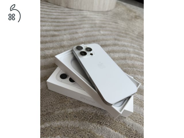 Eladó iPhone 16 Pro (128 GB)
