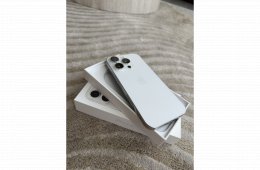 Eladó iPhone 16 Pro (128 GB)